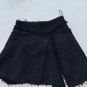 Zara - Elegant Black sequin mini Skirt